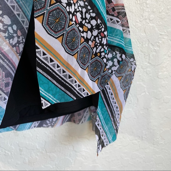 Coco Reef Wild Stripes Current Mesh Layer Tankini - Picture 9 of 16